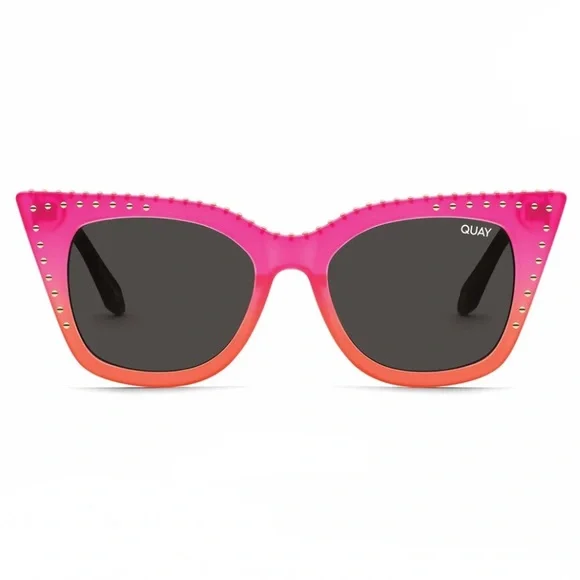 QUAY Harper Sunglasses Studded Coral Pink Frame Smoke Blackout Lenses Cateye The Harper - Pink Glitter Clear – Pair Eyewear main image 4